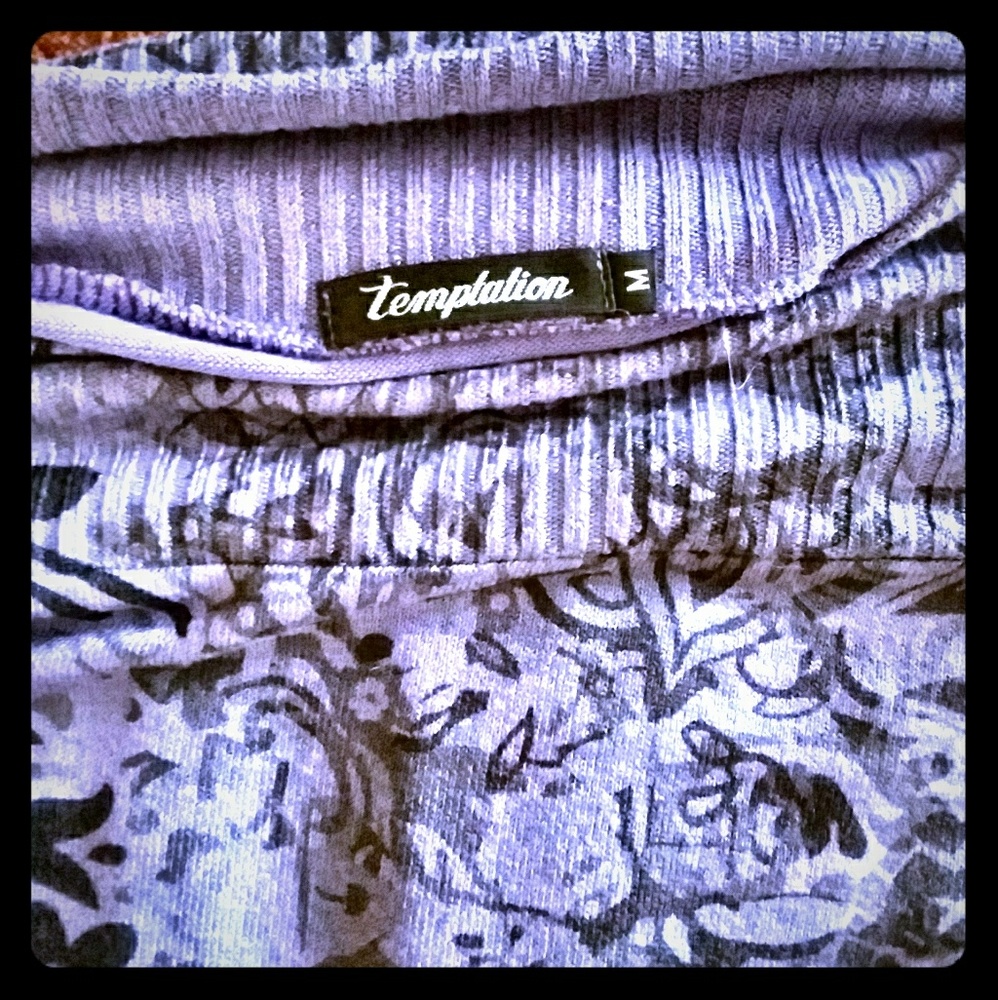 NWT TEMTPATION Cotton Blend Top. M - Picture 2 of 7